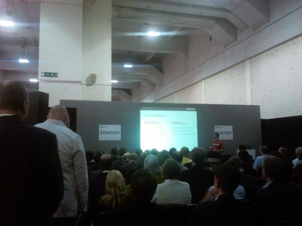 FrancescaHannay's tweet image. Another packed theatre in strategy,  this time for #firehost