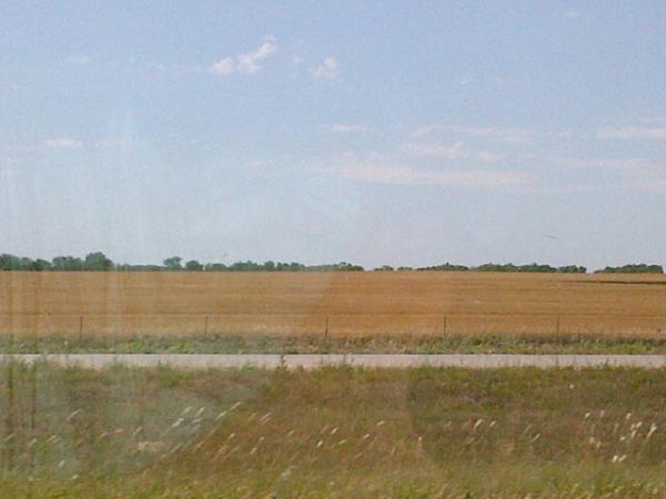 morgan_dean2's tweet image. It happened again...here I am stuck in Kansas with clearly nothing. #smallbladder @WordsOfTheRed