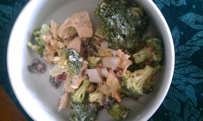 Lunch. Broccoli, chicken, almonds. I'm still hungry, lol Waaaa http://t.co/VTpPZL75<a href="/tag/hawaii"class="tags"><span>#hawaii</span></a><a href="/tag/tequila"class="tags"><span>#tequila</span></a><a href="/tag/fakeid"class="tags"><span>#fakeid</span></a>