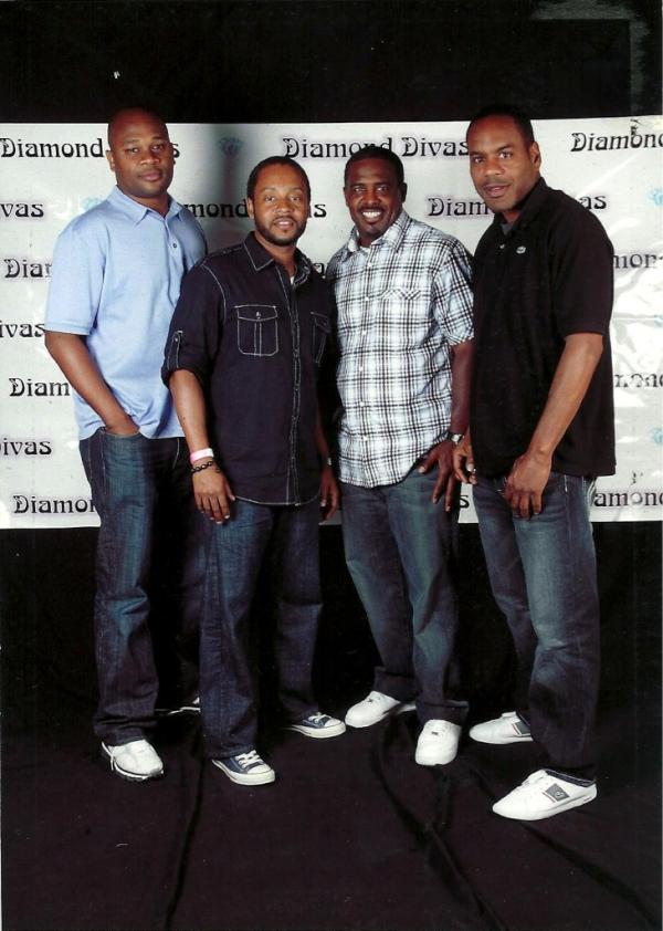 SkipMoss3's tweet image. The Boyzzz! I'm still recovering! #2old