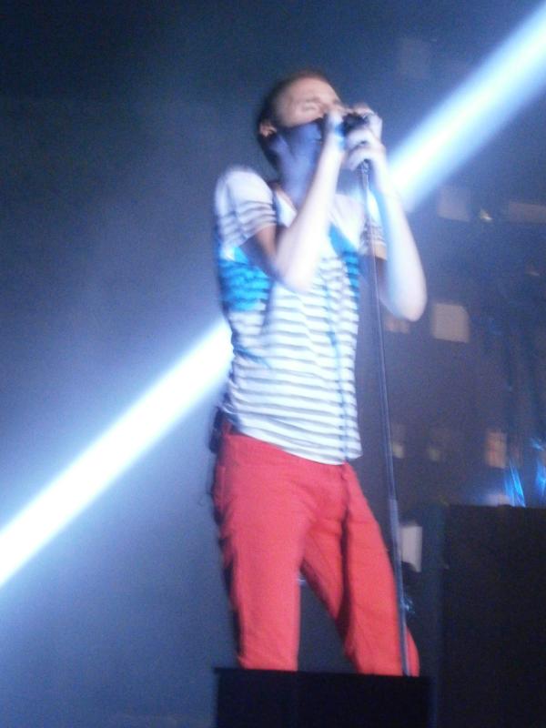 PositivMoving's tweet photo. Concert de @willemofficiel à Nice, juste excellent! =) http://t.co/Qg3Q0rVi