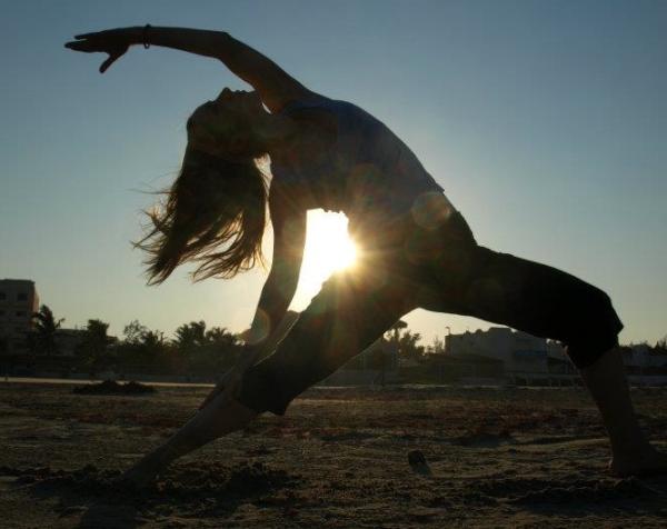 sthirayoga's tweet photo. Entra a sthira yoga en facebook y checa las bases para el concurso! #tampico http://t.co/xzH4am4I