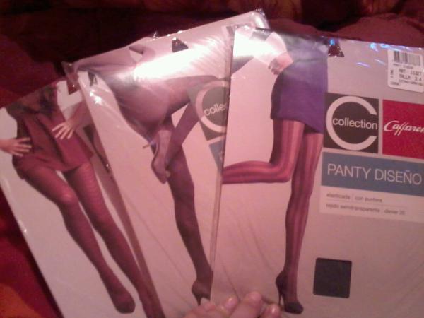 Caffarena_Chile's tweet photo. RT @rosita_berrios: Acabo de recibir mi regalo de @Caffarena_Chile muy feliz y agradecida!!! http://t.co/9efloaNB