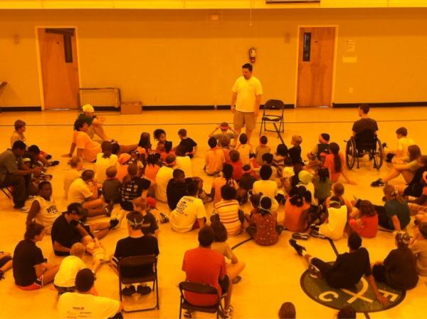 BufordStudents's tweet image. Andrew, student guy at Windsor Forest, sharing the Gospel at #KidzKamp #IGNITE2012