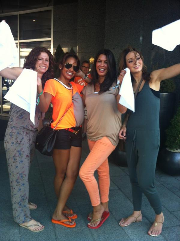 <a href="/WinonahDejong/">Winonah de Jong</a> <a href="/Bouchra_vPersie/">Bouchra van Persie</a> <a href="/sabiaboulahrouz/">Sabia Boulahrouz</a> wave Racism goodbye! <a href="/GoodbyeRacism/">Goodbye Racism</a> please RT!