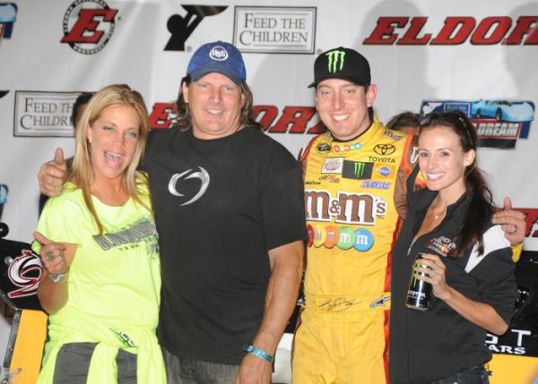 PreludetoDream's tweet photo. @PreludetoDream champion @KyleBusch with @SamanthaBusch and car owner,Scott Bloomquist following his first Prelude win http://t.co/xYAWys6w