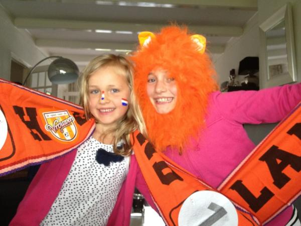 esrie's tweet photo. De meiden zijn er klaar voor http://t.co/detyDdzD