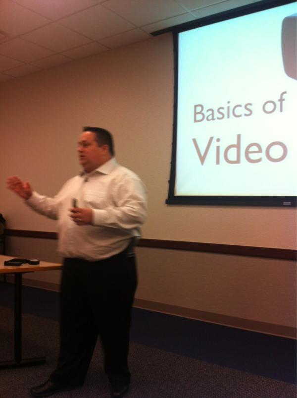 seancarp's tweet image. @jb140 kicks of his Video Workshop with the #ColdwellBankerWestShell agents in Cincinnati