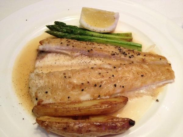 NancyMatsumoto's tweet photo. Pretty and delicious Dover Sole meunière @ValbellaNYC. http://t.co/DQAZiYX6