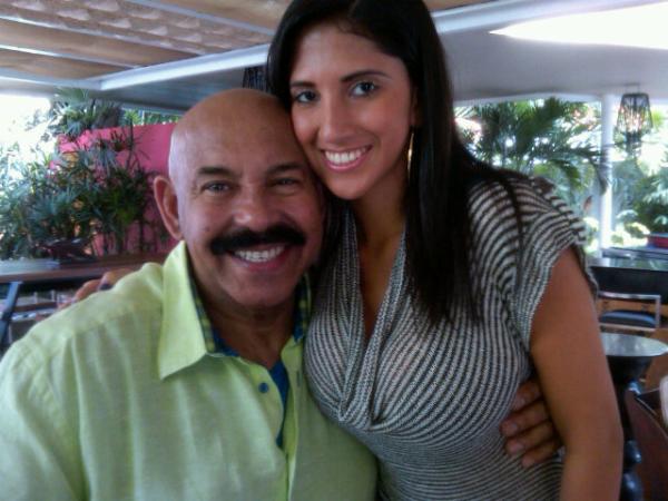 Movida Plus Tv! Vamos con todo <a href="/keviscar/">Kelly Viscuña</a>
