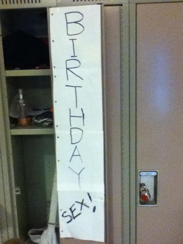 saraahlopresti's tweet image. #AncasterProblems