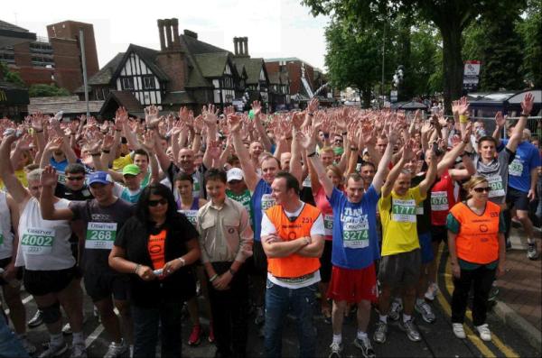 Midlands_editor's tweet image. Great pic before start of last Sunday's #greatmidlandsfunrun - 7,000 runners. Look how far back they go!