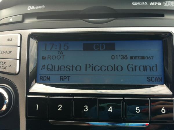 ReddiiL's tweet photo. Ascolto questa canzone e mi viene in mente Mamma Bianca @Franci__m ❤ 

#amoquelladonna http://t.co/caITsQdk