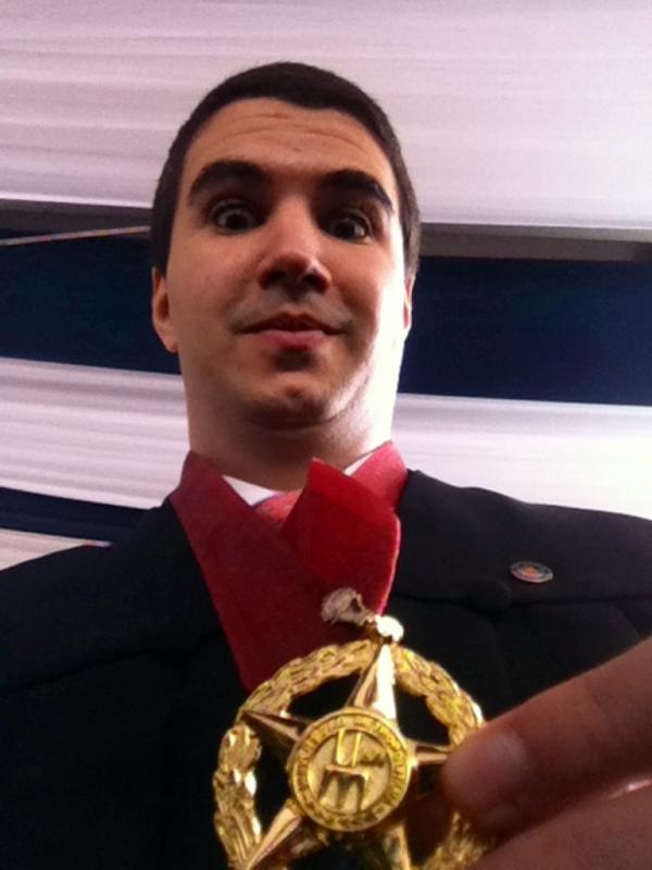 GenaroMillanP's tweet photo. Prevenido al bate @carlosrehder ya #lagarzavolo http://t.co/a0p7so9L