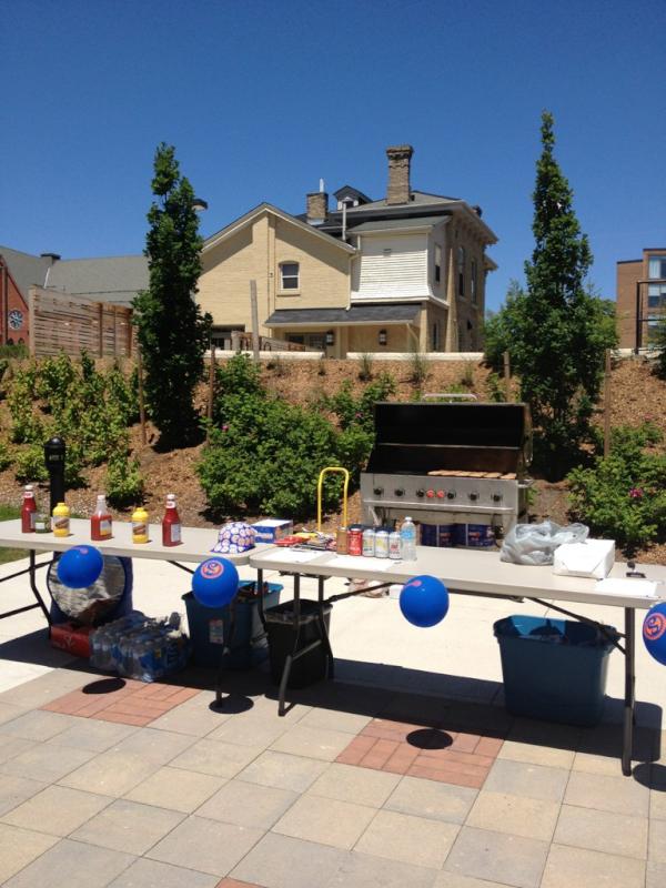 LBOWeek's tweet image. Headstart @lbshinerama BBQ just starting! Excited to meet our incoming students!