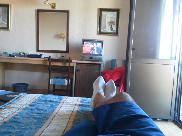 Desde Guarnido (santander) viendo el italia - croacia en la habitacion del hotel