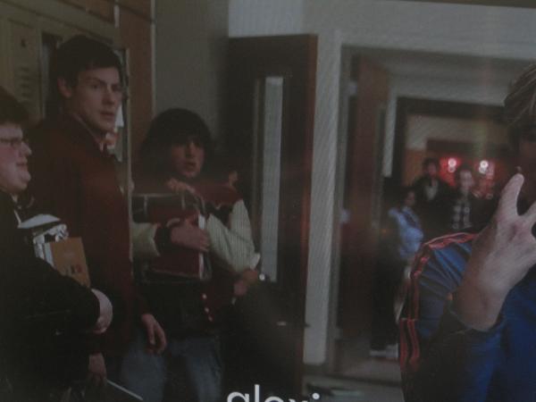 mllemarioncrn's tweet image. HOLY S*! In #Comeback, Sue takes a hat away from a boy's head and it's Cory! @CoryMonteith #neverrealized