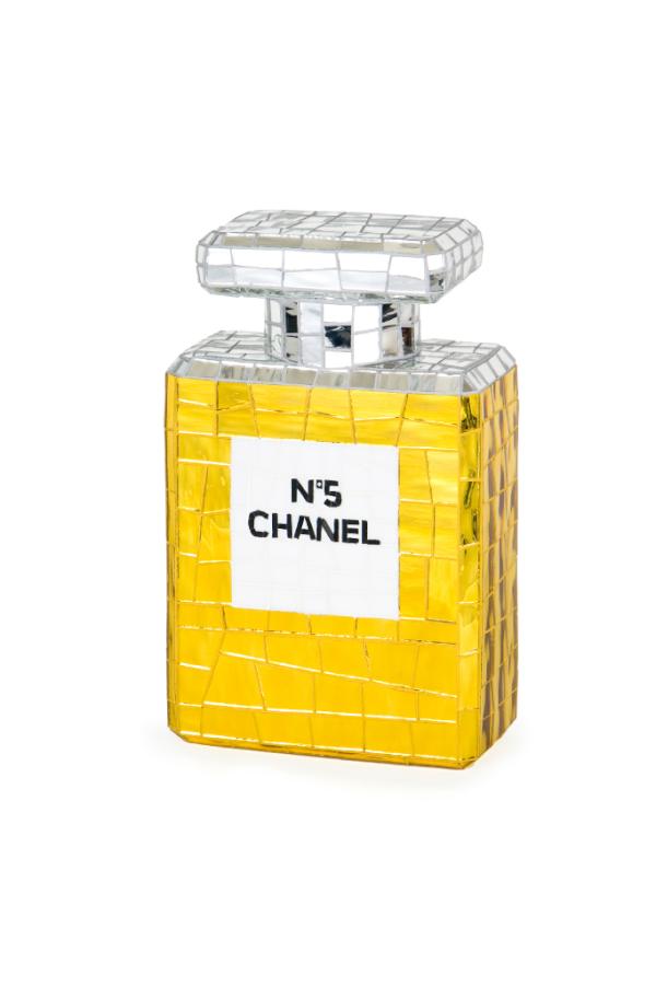 wellsart's tweet photo. My Chanel Sculpture sold today to the Chanel headquarters in New York, where it will be displayed in their lobby! http://t.co/1uj7BBIJ