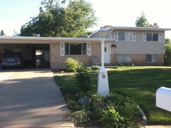 SpencerHunn's tweet photo. This is where RVP @Craigkotter Grew up.  Now he whips a Lac with screens in the Back.. @acnnews @jackson253 #svplife http://t.co/dWRroRdo