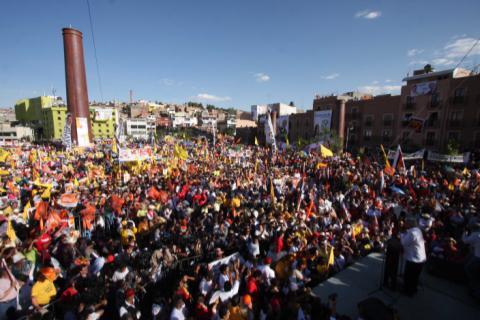 lopezobrador_'s tweet photo. Sin palabras. Miren Zacatecas http://t.co/jJaROKVS