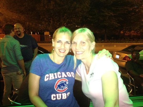 mindyh04's tweet photo. Me &amp; my Matron of Honor in Chicago!!! http://t.co/vFq3K788