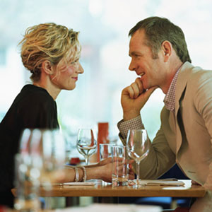 Seriousdate1's tweet photo. Couples on a Date http://t.co/pZ2imPNy