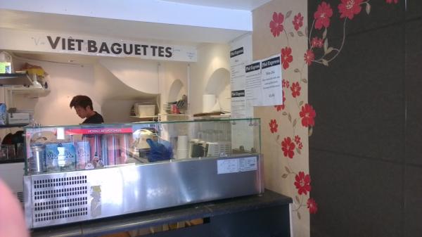 akiekotabe's tweet image. #pho in #islington on lunch break from work at #castingcallpro - this is literally the whole restaurant #compact