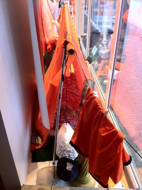 ISmeijers's tweet photo. Oranje camping @intersportmeijers http://t.co/CVZHOPBP