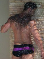 MaliceInWonder2's tweet photo. Went for a swim in the sea this morning was fucking freezing!! http://t.co/1TY1cU3C