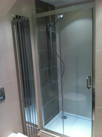 BathstoreHull's tweet photo. check out some of our fabulous products installed at some of our customers homes. http://t.co/LKqdfnzm