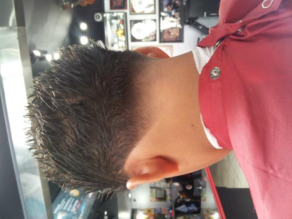 CasaRiveraCuts's tweet photo. APER MADE IN @CasaRiveraCuts http://t.co/1IHSr28t