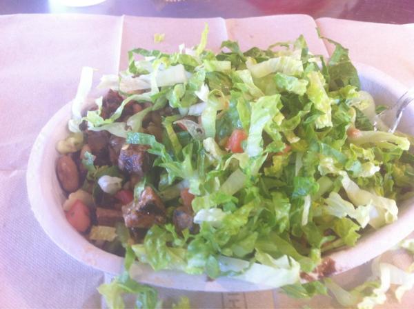 4HBTeam's tweet photo. Mmm... Chipotle! http://t.co/1B4QEptr