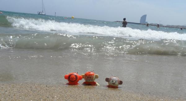 MonskeyNL's tweet photo. Heerlijk aan zee! http://t.co/9njmaBKl