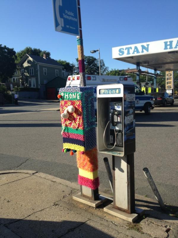 JoeDouillette's tweet photo. I love my neighborhood! http://t.co/sncyKjbv