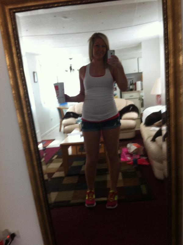 jd_0420's tweet photo. My first day on the job! http://t.co/aKS9siPF