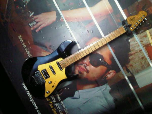 Devilsinthedetails tweet media