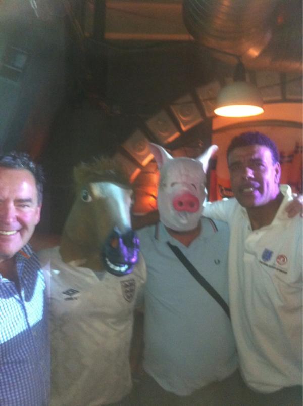 chris_kammy tweet picture