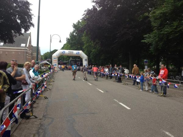 Langzaam druppelen de steppers binnen…