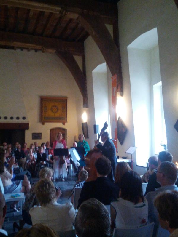 Pieke performance door de Jansen band. Kippenvel! #LP