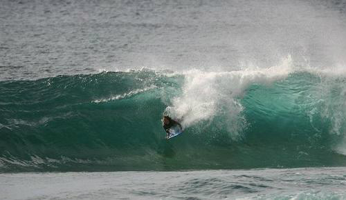 EscuelaSolar's tweet photo. Esperando olas... http://t.co/anWLvU8n
