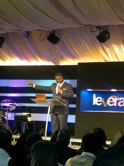 PGeeman's tweet photo. Pastor Matthew at #ThinkAdvantage Leverage 2012, it was a Wao experience! Leverage continues 2moro 8am & 10am. http://t.co/JJQ09XFe