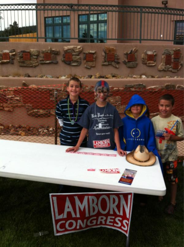 Young supporters at the Stars&Stripes picnic make their own #Lamborn table thanks guys! #CD5 #woodlandpark