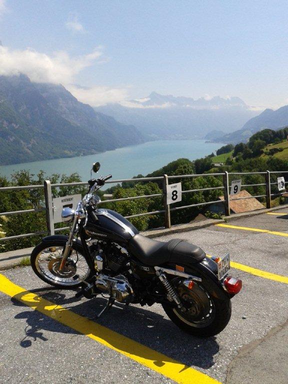 reini59's tweet photo. Sunday morning ride to the beautiful Swiss alps! http://t.co/yOMMw8h2