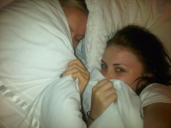 hazeleaton's tweet image. Snuggles with @charuben #ohnatural #prettyhazel