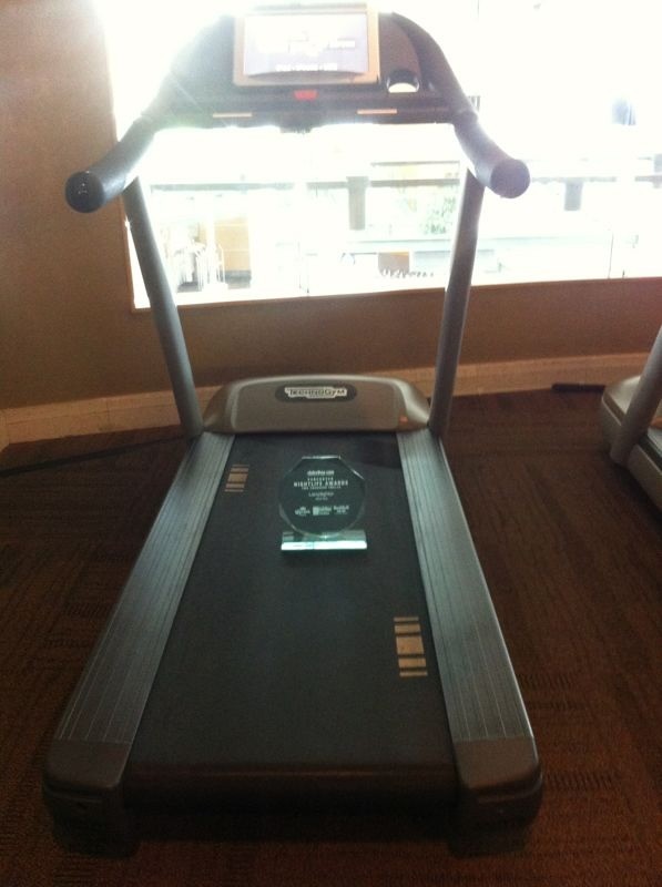 RobbobBobrob's tweet photo. @DamonD @Lamplighter_Pub @ChrisBadyk Trophy's gota better body thanmost. Jealousy doesn't look good on you#eatitbadyk http://t.co/2P5B0bnv
