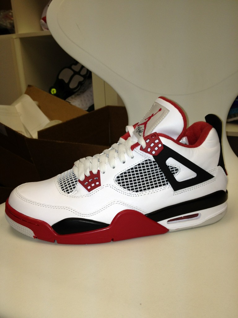 jordan fire red fours