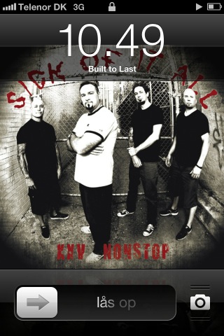 antfarmTueM's tweet photo. Working out. Perfect soundtrack!! http://t.co/DC7lQW6S