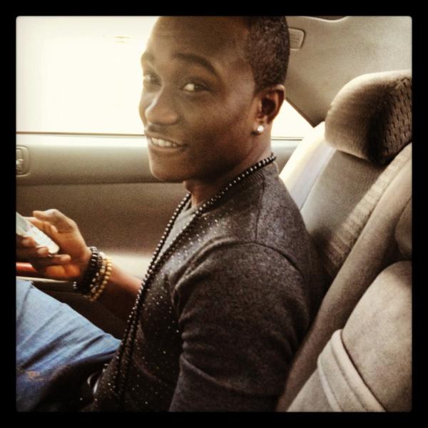 tailorMARIQUE's tweet image. RT @EFYA_Nokturnal: Studio with @BrymOlawale   Mkn that good good..!! #wegohigher #GinGam