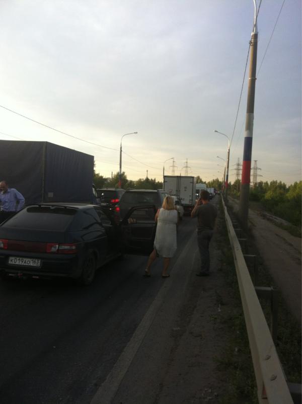 Juka_Luka's tweet photo. Мы тут как одна семья! Пошел 4 час! http://t.co/f0ZZPmAI