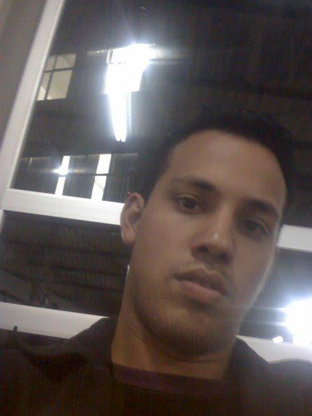 Vamos orar... quem tiver qualquer noticia, por favor, ligue urgente para 45-3572 1428